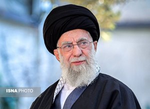 پیکر مطهر رهبر شهید به خاک سپرده شد