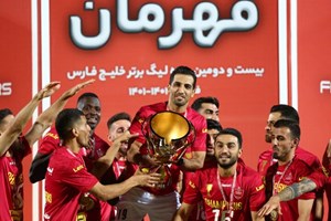 لیگ برتر ایران؛ واکنش AFC به قهرمانی پرسپولیس/ پانزدهمین جام در دست سرخپوشان