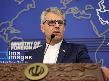 نشست خبری سخنگوی وزارت‌خارجه؛ بقائی: آمریکا تفاهم اسلام‌آباد را وارد مرحله بحران کرده است/ ایران، آغازگر نقض تعهدات نبود