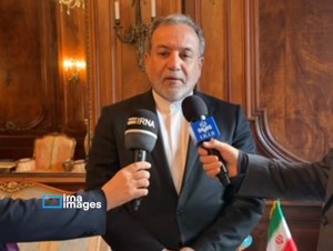 در سفر به نیویورک؛ عراقچی: مهمترین هدف ما حضور در یک تریبون بین المللی برای دفاع از حقانیت مردم ایران است