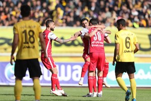 سقف قرارداد دردسر شد؛ مهاجم سابق پرسپولیس همچنان در برزخ نصف جهان/ «عیسی» چه میکند؟