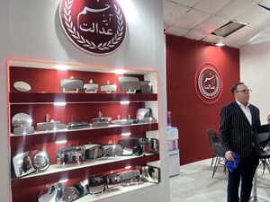 اولین حضور موفق شرکت صنایع آیینه عدالت در بیست و یکمین نمایشگاه تخصص قطعات خودرو اهواز