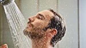 آیا دوش آب سرد همان فواید وان یخ را دارد؟