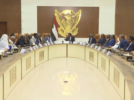 کابینه سودان منحل شد