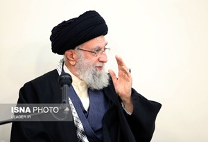 جمعی از تولیدکنندگان با رهبر انقلاب دیدار میکنند