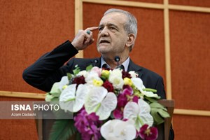 پزشکیان: شبکه‌های اصلی و نیمه‌اصلی حمل‌ونقل اصلاح شوند/سالی چندهزار کشته در جاده‌ها، قابل قبول نیست