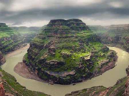 چرا دره خزینه را «گرندکانیون ایران» می‌نامند؟