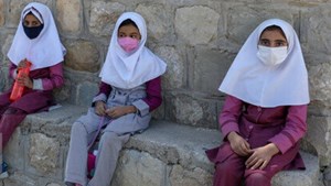 پیش ثبت نام در مدارس غیردولتی قانونی است