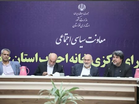 استاندار خوزستان: دموکراسی بدون وجود احزاب مفهوم ندارد