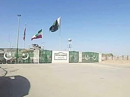 مسوول پاکستانی: تدابیر مرزی با ایران موقتی است؛ گذرگاه‌ها به‌زودی به روال عادی بازمی‌گردند