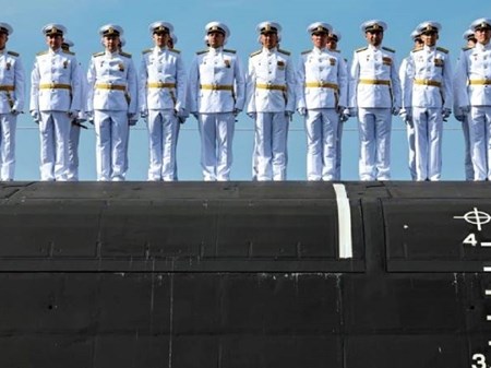 روسیه از زیردریایی ساخته شده برای اژدر‌های هسته‌ای رونمایی کرد