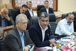 رئیس اتحادیه اتومبیل کرایه اهواز خبر داد کاهش مهلت تأیید سهمیه ماشین آلات سنگین توسط کارگروه مبارزه با قاچاق سوخت خوزستان ‌