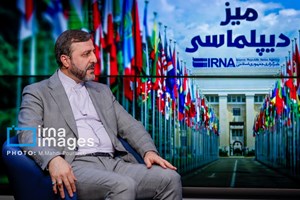 حضور معاون امور حقوقی و بین المللی وزارت امور خارجه در «میز دیپلماسی»؛ غریب آبادی: تفاهم ایران و عمان درباره ترتیبات تنگه هرمز در آستانه نهایی شدن است