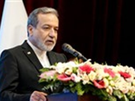 عراقچی: خیال باطل «تسلیم بدون قید و شرط» محقق نشد
