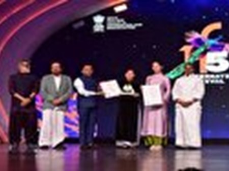 «رها» با بازی شهاب حسینی برگزیده جشنواره گوا شد