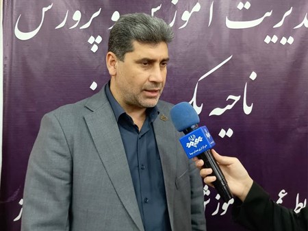 صاکی: هیچ دانش‌آموزی نباید به دلیل مشکلات اقتصادی از تحصیل بازبماند