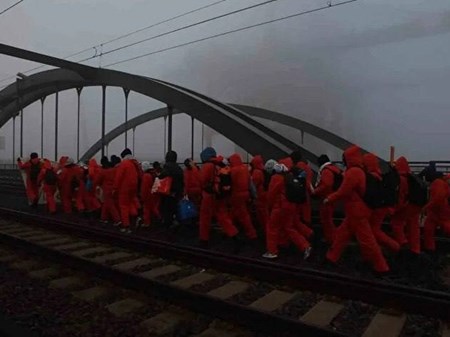 مخالفان صادرات سلاح به تل‌آویو در آلمان مسیر قطار را بستند