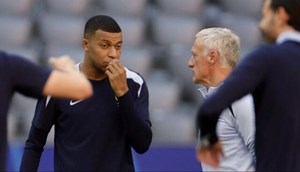 پاسخ دشان به اعتراض رئالی‌ها