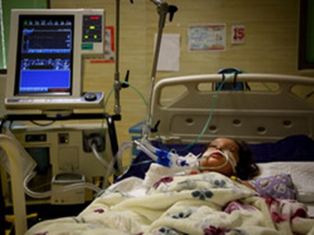 مدیر امور بیماری‌های دانشگاه جندی شاپور مطرح کرد: هشدار افزایش بیماران تنفسی عفونی در خوزستان/ ثبت بیش از ۲۸۱ هزار مورد حاد در سال گذشته