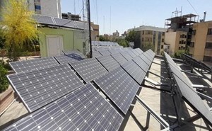احداث نیروگاه‌های خورشیدی مانع قطع برق ادارات دولتی در تابستان