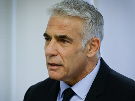 لاپید: نتانیاهو باید به گناهان خود اعتراف و سپس کناره‌گیری کند