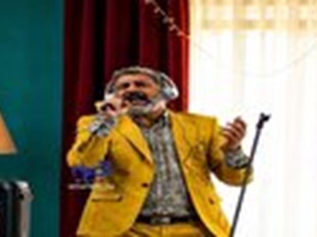 محمد نادری با «نسخه آزمایشی» به تلویزیون می‌آید
