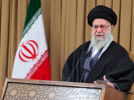 پیروزی ملت ایران بر دشمنان؛ بازتاب بیانات رهبر انقلاب در رسانه‌های جهان