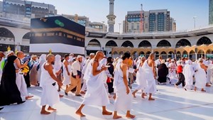 دارندگان فیش عمره برای تشرف در سال جاری اقدام نمایند