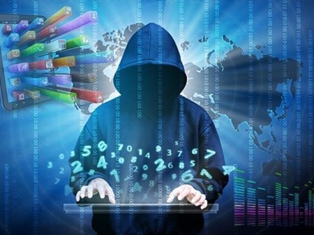 عاقبت تهدیدهای اینترنتی!