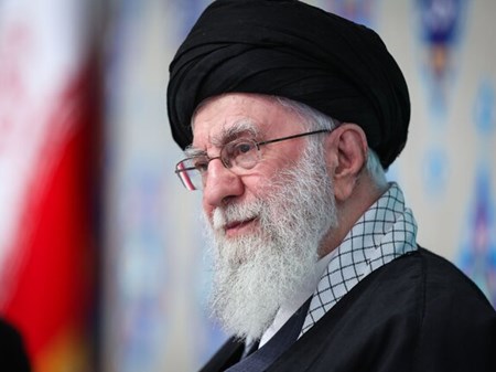 در آستانه برگزاری جشن گلریزان ستاد دیه کشور انجام شد؛ کمک ۵ میلیارد تومانی رهبر انقلاب برای آزادی زندانیان نیازمند