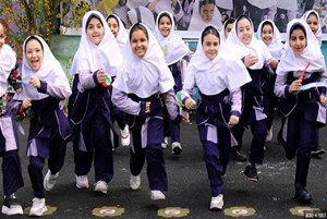 بعدازظهر، برای دانشآموزان کفش بخرید